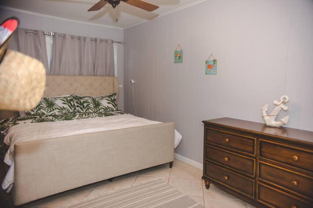 Charming Home, Minutes From The Beach Vero Beach Exteriör bild